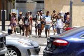 28-Mar-2018 Acapulco, Gro. Jóvenes turistas captados en la costera de Acapulco, en la zona dorada que es la mayor ocupación turística en vacaciones de Semana Santa. Foto: Carlos Carbajal