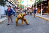 Chilpancingo Gro, 9 de mayo 2018. // Mujeres vestidas de la danza de los tlacololeros durante el mini pendón que realizaran en Chilpancingo, como parte del anuncio de la 13ava Feria del Pozole y Mezcal, que se llevara acabo en las instalaciones de la Feria de Navidad y Año Nuevo de esta ciudad capital. // Foto: Jesús Eduardo Guerrero