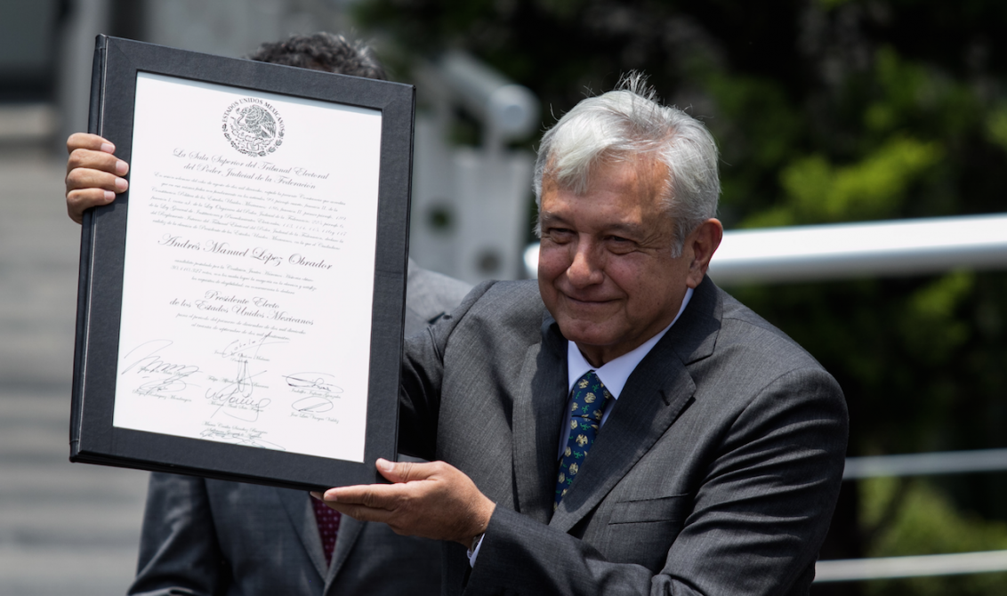 Recibe Amlo La Constancia De Presidente Electo El Sur Acapulco Suracapulco I Noticias Acapulco 9795