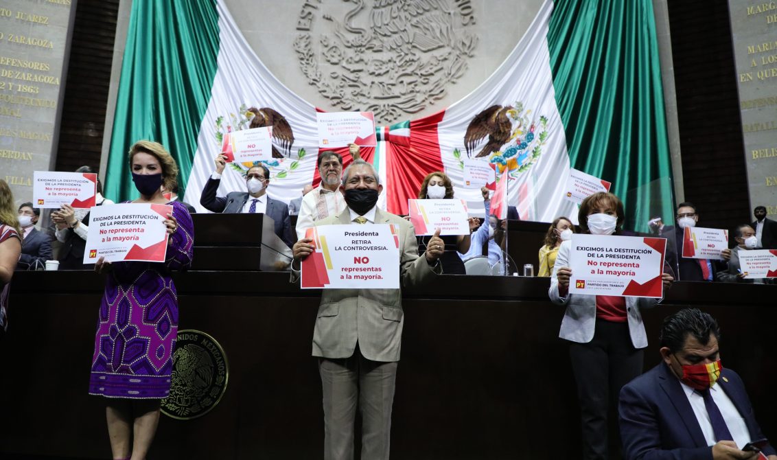 CIUDAD DE MÉXICO, 30JUNIO2020.- En la Cámara de Diputados se realiza la sesión extraordinaria para discutir las 5 leyes de T-MEC, la cual se realizó con medidas sanitarias extraordinarias por la pandemia de Covid-19. FOTO: CUARTOSCURO.COM