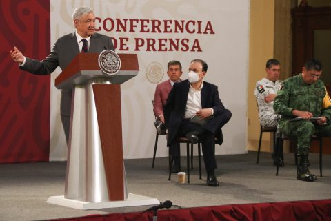 CIUDAD DE MÉXICO. 20JULIO2020.- El Presidente Andrés Manuel López Obrador, en la tradicional conferencia de todas las mañanas, estuvo acompañado del Gabinete de Seguridad y del titular de Profeco. En el salón Tesorería del Palacio Nacional. FOTO: VICTORIA VALTIERRA/CUARTOSCURO.COM