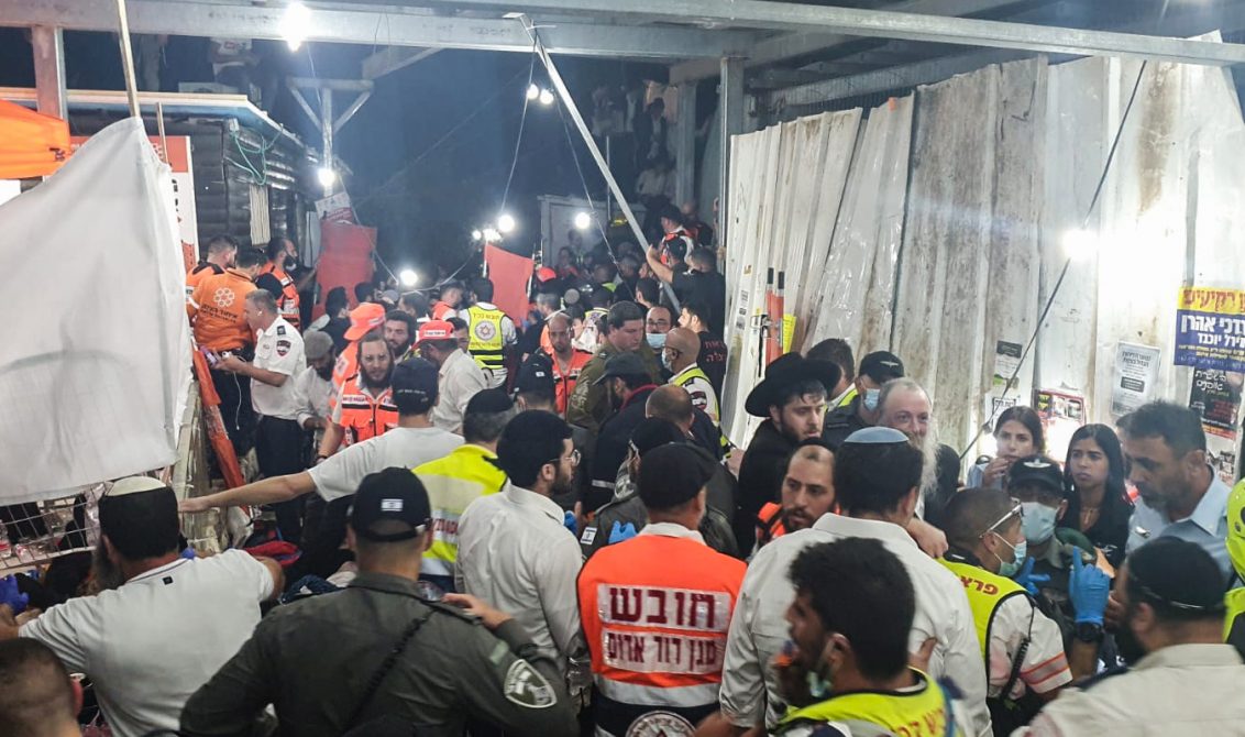HANDOUT - 30 April 2021, Israel, Mount Meron: A handout image provided by the Israeli Magen David Adom rescue services shows first responders at the Jewish Orthodox pilgrimage site of Mount Meron. Dozens have been killed in a crush of worshippers during the Jewish religious festival of Lag Ba'Omer in northern Israel Photo: -/Magen David Adom/dpa