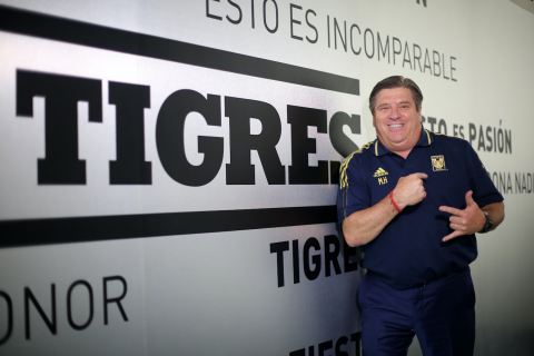 Tigres será el séptimo equipo al que dirija Miguel Herrera, luego de su paso por Atlante, Rayados, América, Tecos, Veracruz y Tijuana. Foto: Agencia Reforma