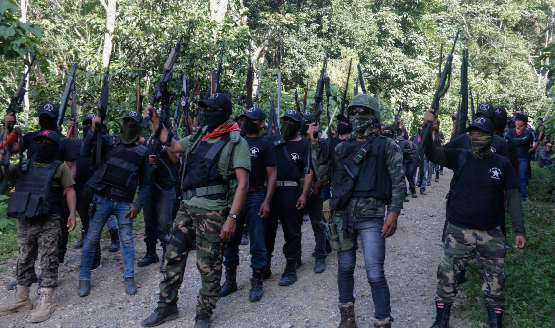 PANTELHÓ, CHIAPAS,12JULIO2021.- El denominado grupo de autodefensas "El Machete" se presentó oficialmente como defensores de los pobladores de la región Pantelhó-Chenalhó en Chiapas, el grupo nació como consecuencia de los ataques de grupos paramilitares y grupos de narcotraficantes "que se han relacionado con algunas autoridades en la región" y que han atacado a la población de este municipio.. FOTO: JUAMBALAM/ESPECIAL/CUARTOSCURO.COM