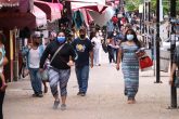 Movilidad de personas en las calles céntricas de Chilpancingo. Foto: Jesús Eduardo Guerrero