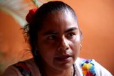 La defensora de los derechos humanos indígenas, Hermelinda Tiburcio, durante la entrevista para El Sur. Foto: Eric Chavelas-Archivo