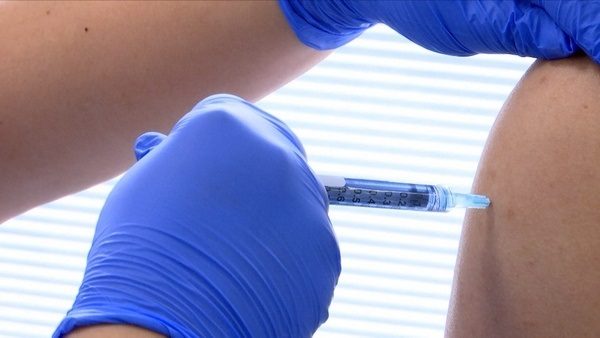 Aplicación de la vacuna de Novavax contra Covid-19