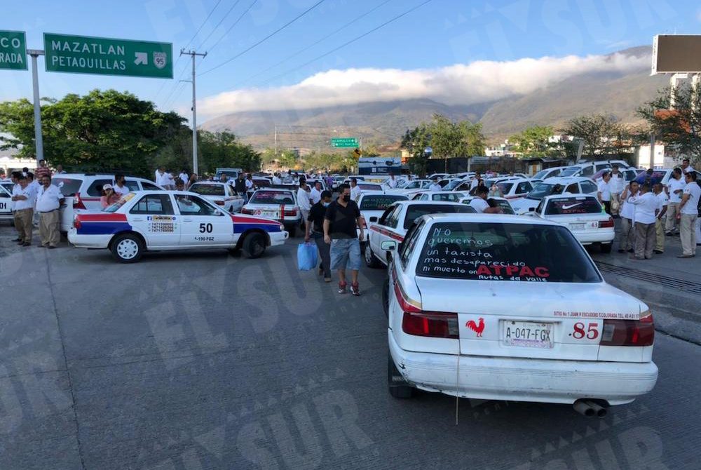 Bloquean transportistas la autopista en Chilpancingo; exigen seguridad - El  Sur Acapulco suracapulco I Noticias Acapulco Guerrero