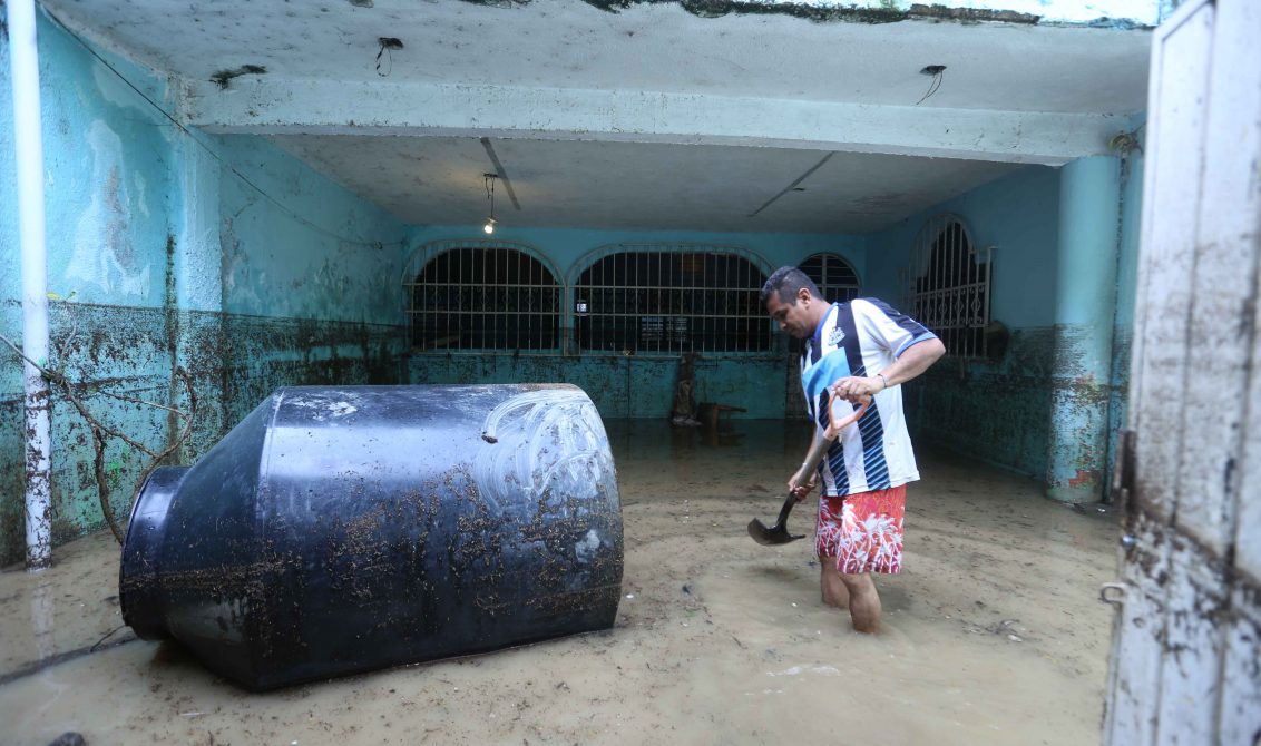 Hallan muerta a la mujer desaparecida durante la tromba; se inunda La Venta  - El Sur Acapulco suracapulco I Noticias Acapulco Guerrero