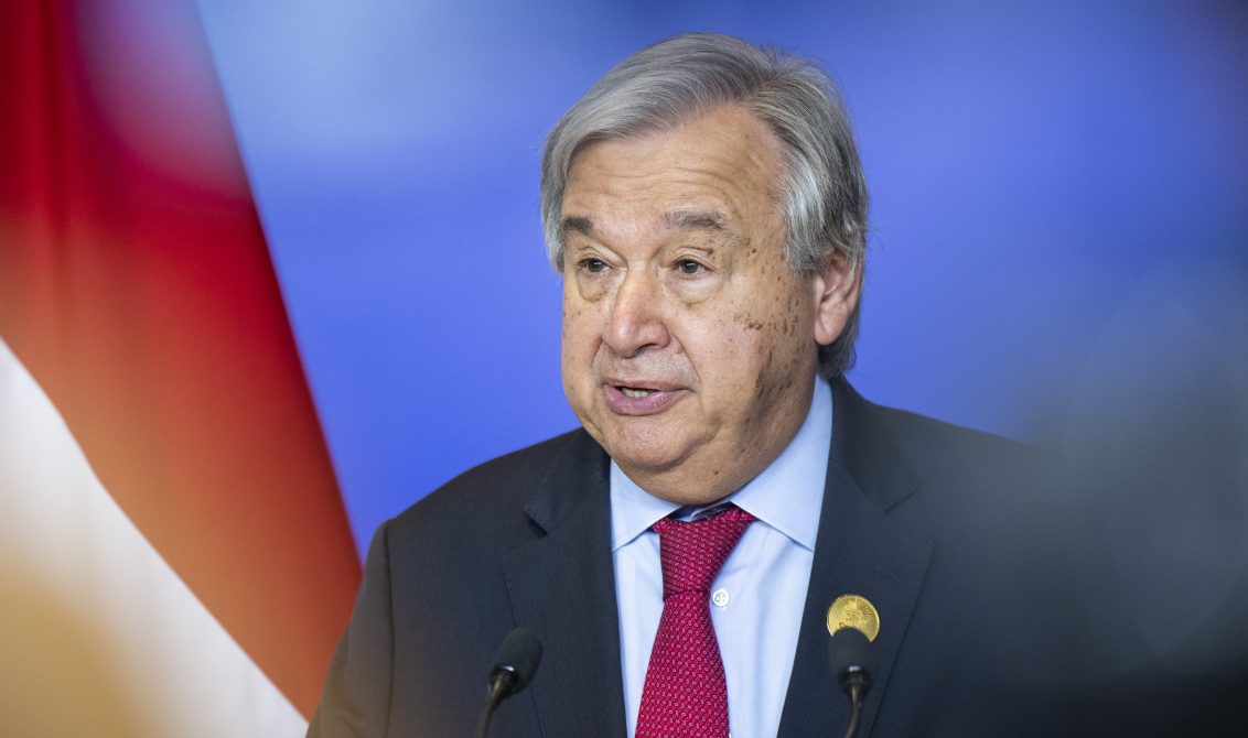 FILED - 17 November 2022, Egypt, Sharm El-Sheikh: UN Secretary General Antonio Guterres speaks at a press conference with COP27 Presdient and Egyptian Foreign Minister Sameh Shoukry (Not Pictured) during the 2022 United Nations Climate Change Conference COP27. Photo: Christophe Gateau/dpa