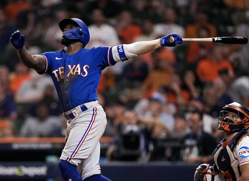 Texas Rangers derrota a los Astros en la Serie de Campeonato