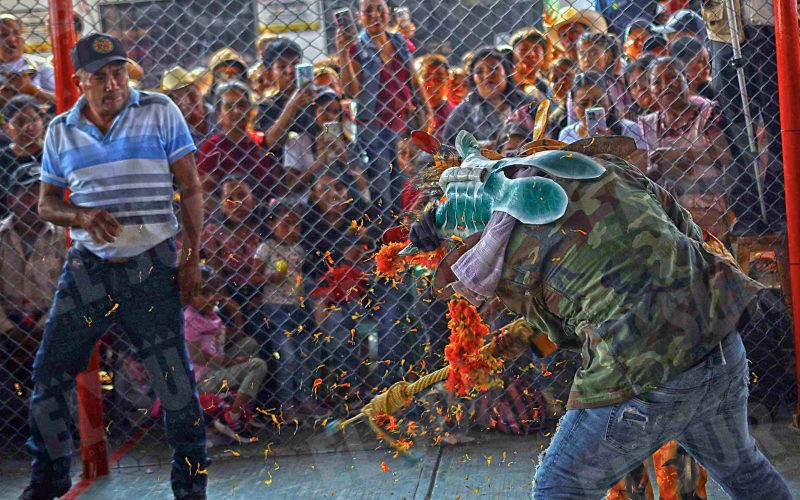 Hombres jaguar ofrecen su sudor y  sangre en las comunidades de Pochahuizco y Mazatepec, municipio de Zitlala, en el ritual de lluvias 2024. Fotos: José Luis de la Cruz