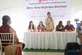 La diputada federal por Morena, Celeste Mora Eguiluz, su madre, la diputada local Guadalupe Eguiluz Bautista, y René Bejarano.