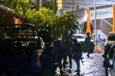 Policías, militares y agentes de la Guardia Nacional resguardan la agencia del ministerio público de Barrios Históricos que fue atacada a balazos en julio del año pasado. Foto: Cortesía Raúl Sendic García / Archivo
